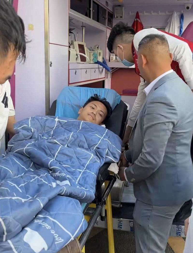 蓝战非事件再现！知名网红 非洲洋洋 诱骗博主曾凡贵网诈国人 反抗竟遭虐待打断双腿！ - 图片