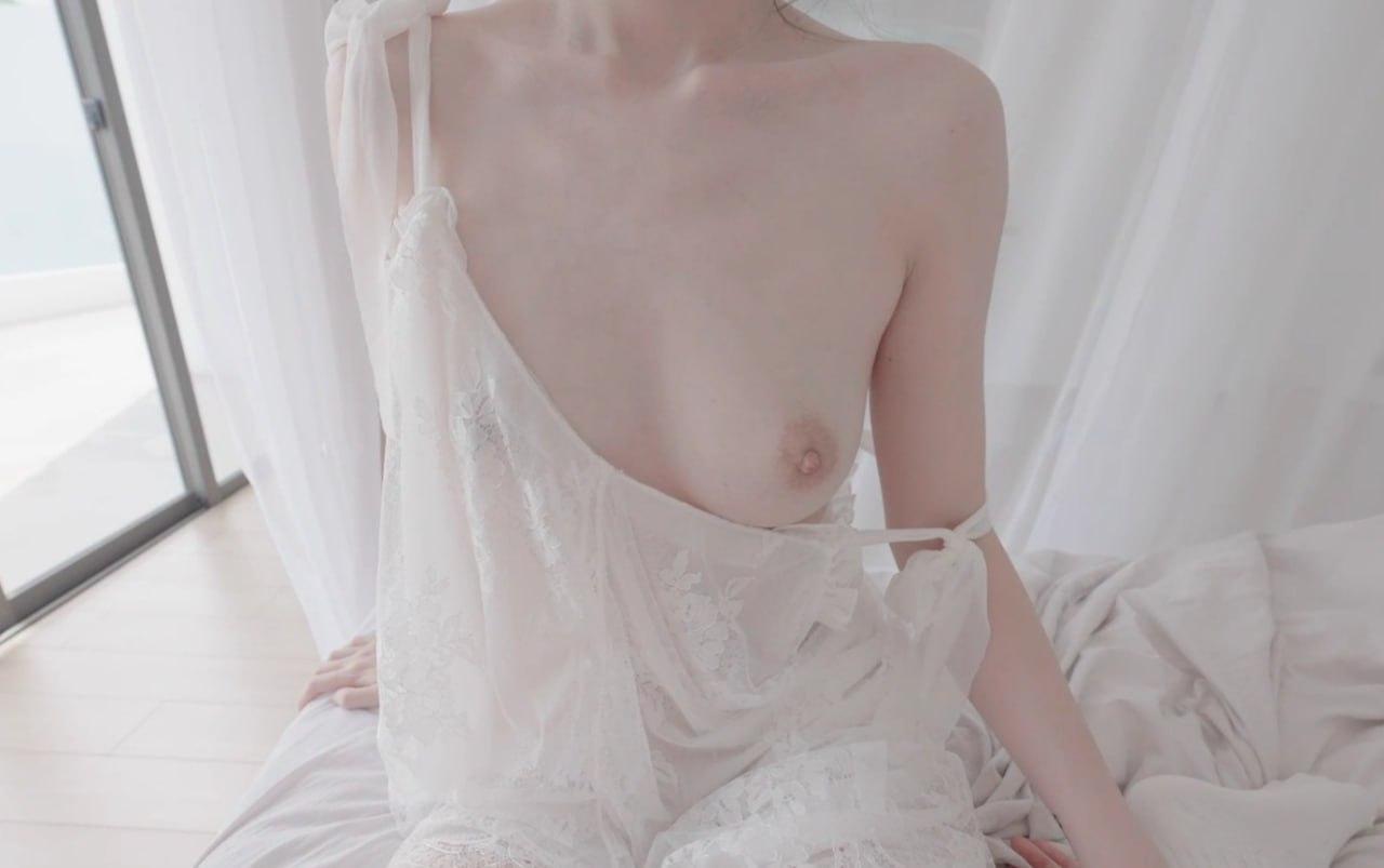 玩偶姐姐 onlyfans小短片 激情纯爱 无套顶操内射粉穴 - 图片