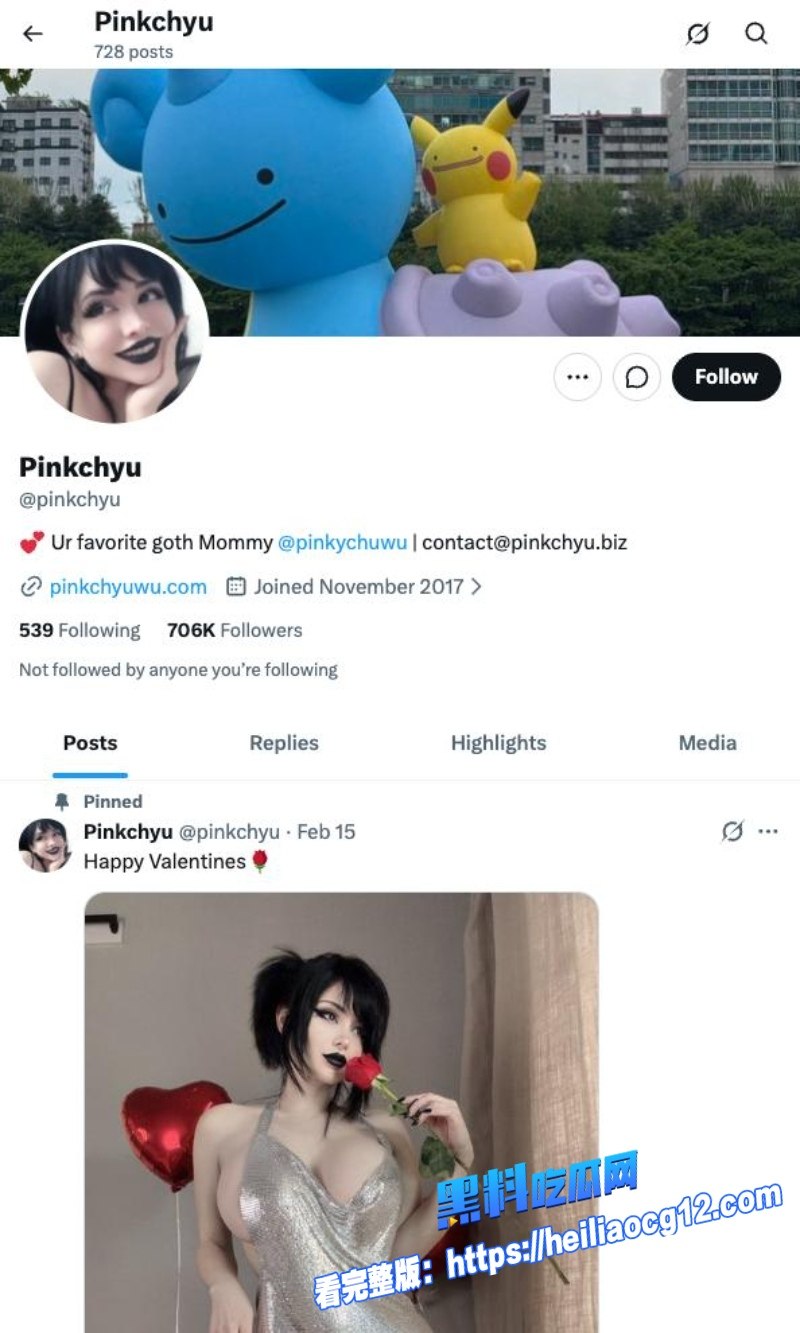 onlyfans网黄 pinkchyu 暗黑系哥特美女 和闺蜜制服疯狂互玩 脱光了当众玩鸡巴看傻了 - 图片