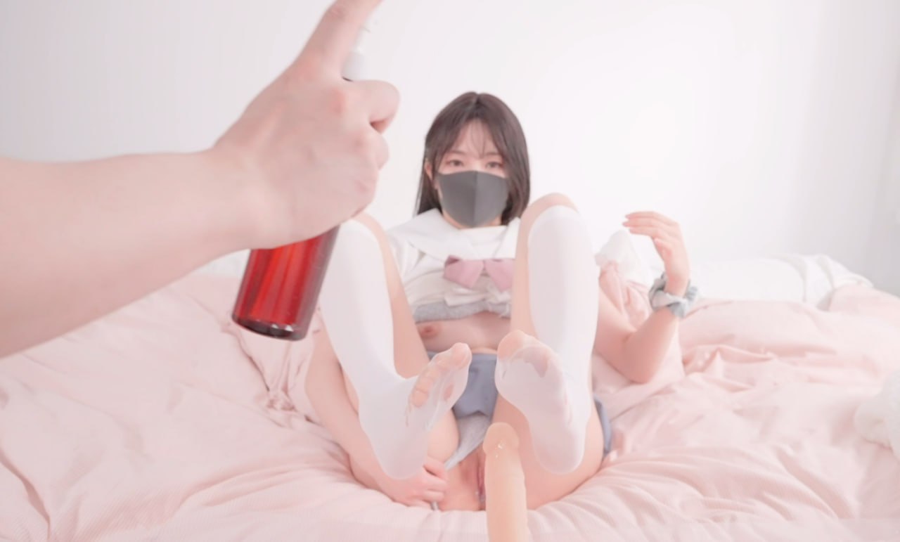 玩偶姐姐 onlyfans最新JK粉丝福利