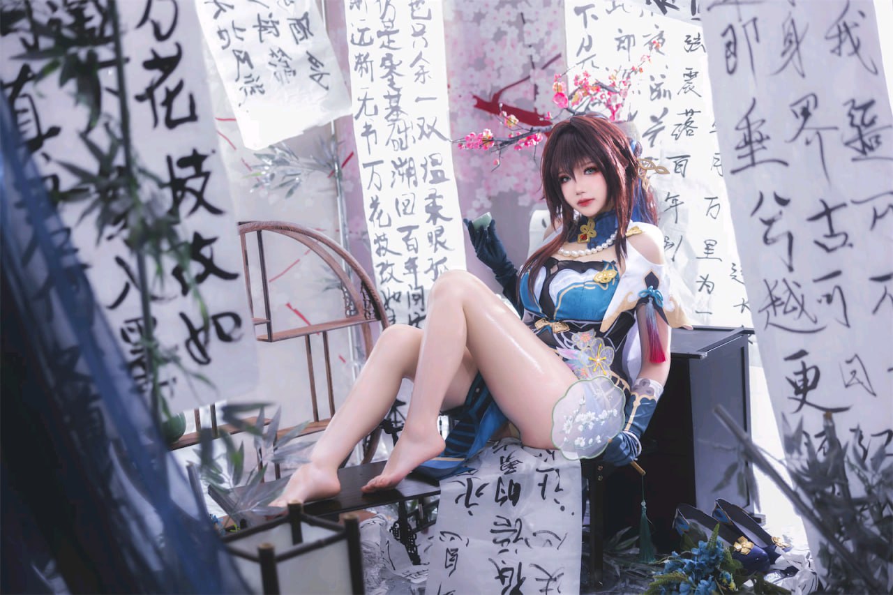#雪晴Astra #足控 #玉足 阮梅 - 图片