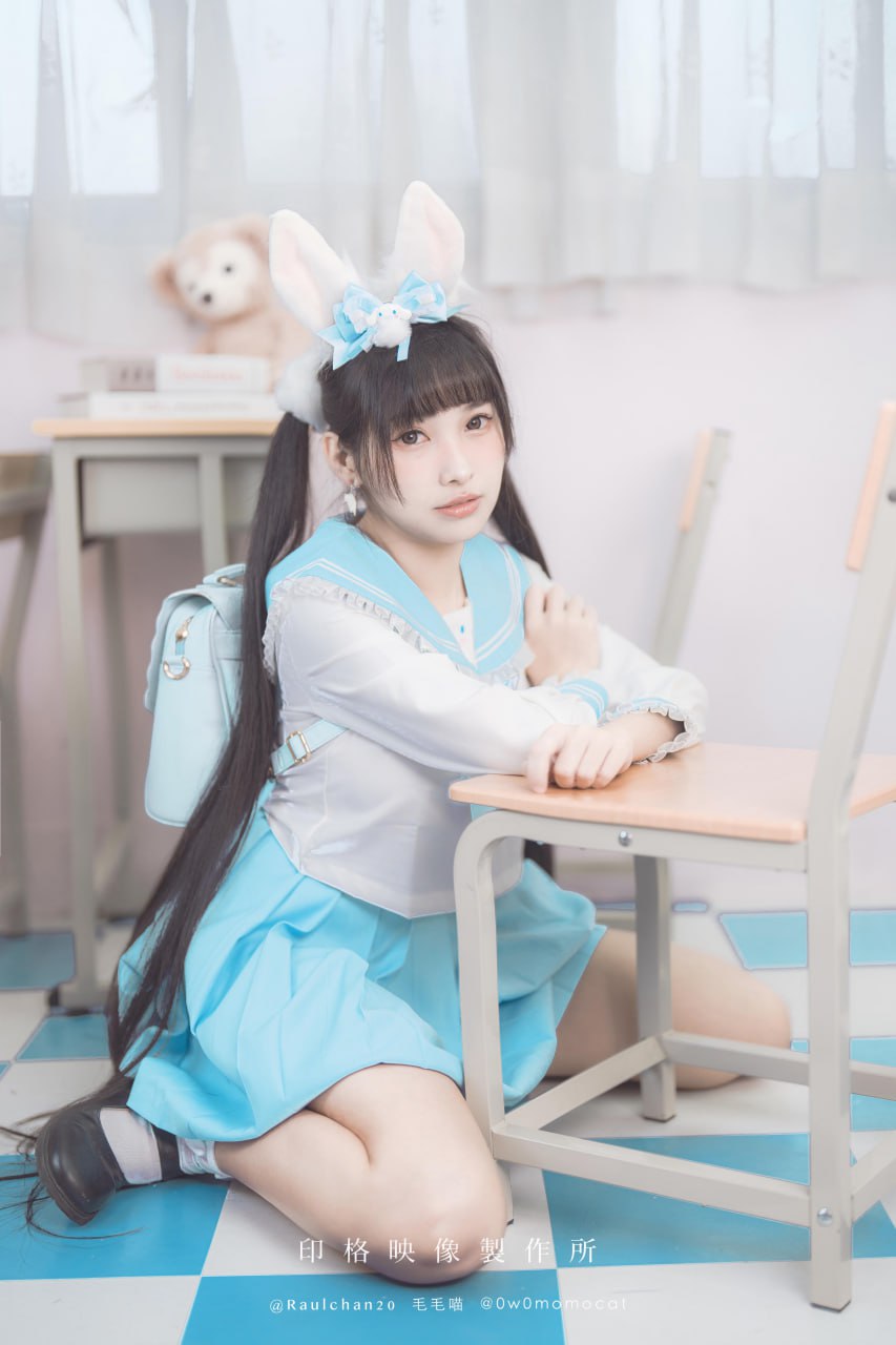白虎穴福利姬美少女 慕慕Momo 玉桂狗 私拍 - 图片