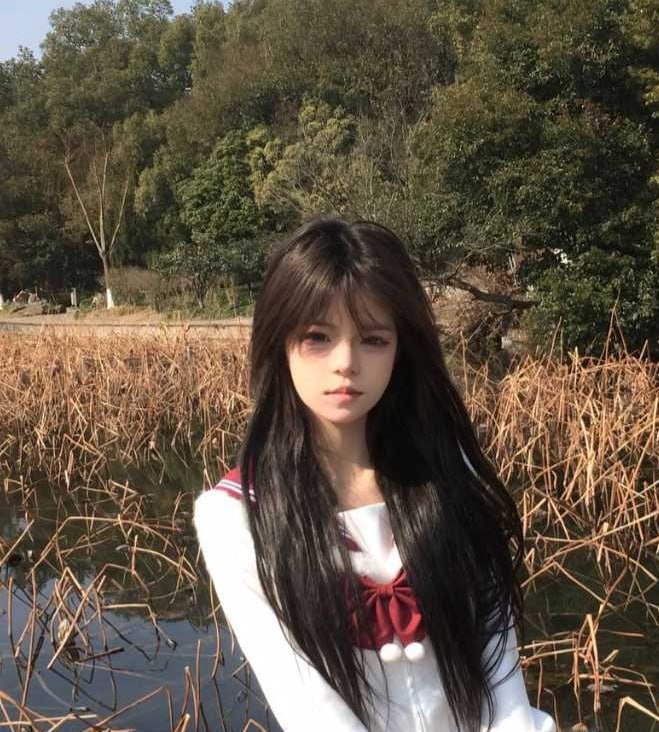 快手百万粉网红一只晨土豆黎翻车 夜里带姐妹扇女孩子脸 笑得太吓人