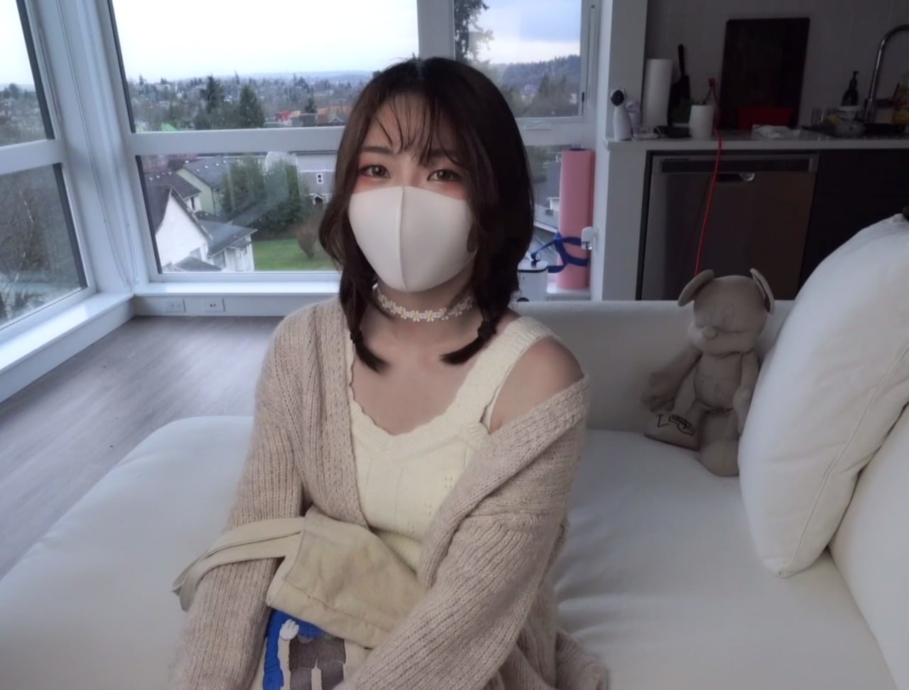 玩偶姐姐 onlyfans 甜美游戏陪玩1」被富二代忽悠上了床