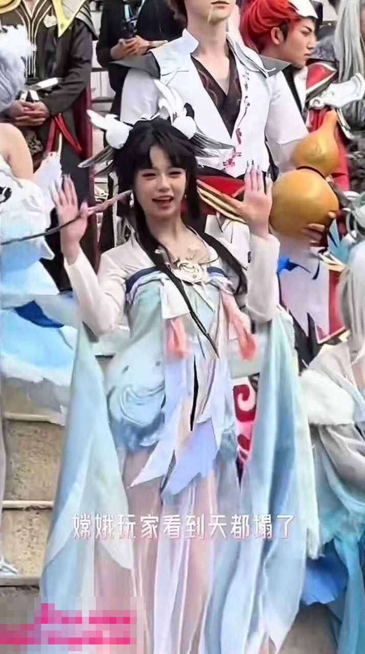 抖音570万粉网红 我不叫龙虾 王者荣耀10周年庆cos嫦娥 行为不雅玩反差引发热议 被网友扒出定制自慰视频 - 图片