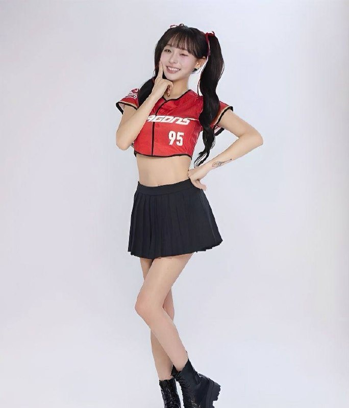 台湾啦啦队成员林襄偷拍视频流出 更衣室换衣展露酥胸鲍鱼 诱人身姿令人垂涎欲滴 - 图片