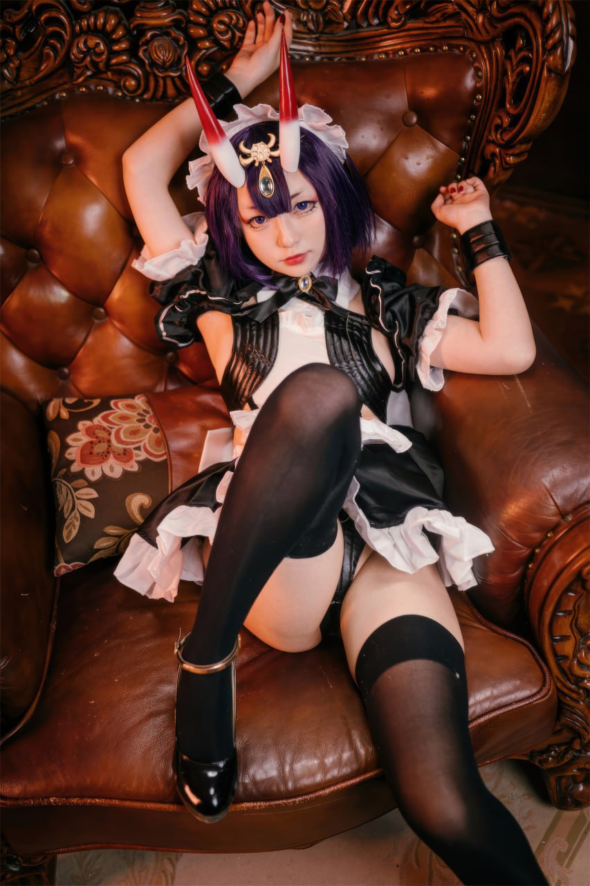 精选福利姬 cos 花铃 FGO女仆 黑丝高跟大尺度诱惑写真合集 - 图片