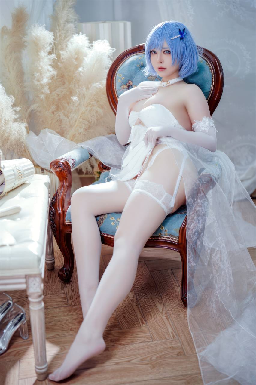 碧蓝航线 恰巴耶夫 白骑兵的旋律 礼服