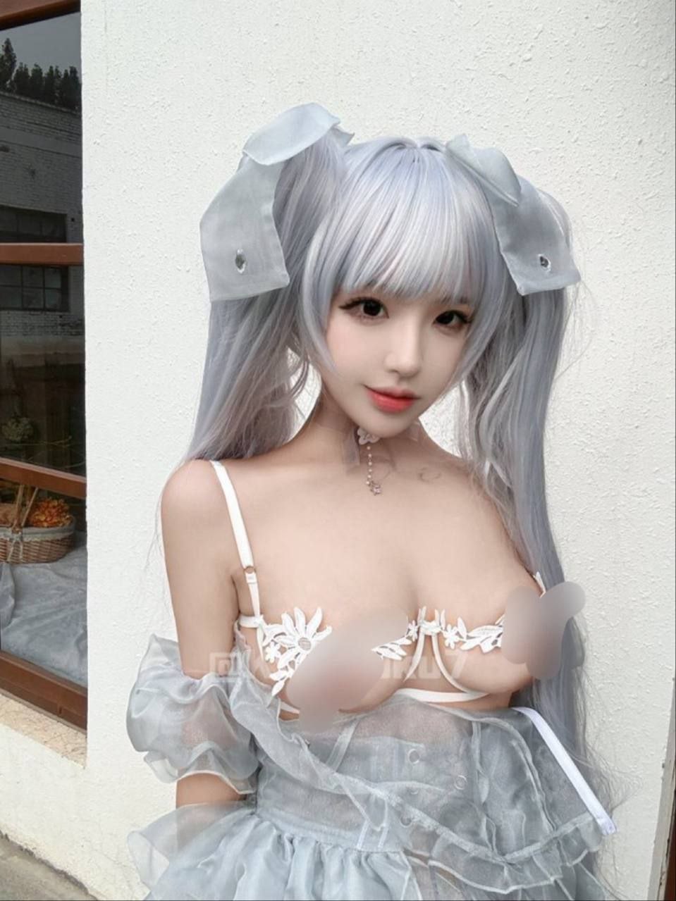 推特高颜少萝 一起养兔子吗 Kveotaku7 反差艺术生 猫耳情趣内衣 肛塞黑丝