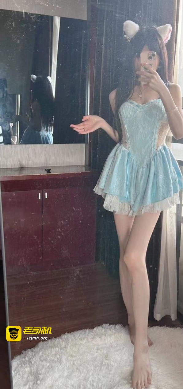 抖音网红小冰糖福利视频，媚黑婊体质，口舌诱惑十足 - 图片