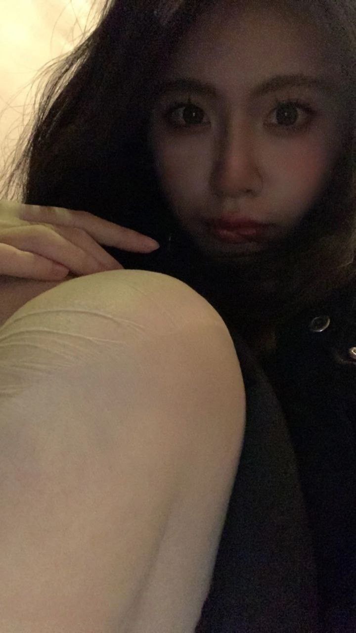 高颜值御姐型女大学生，天生完美炮架的身材极品 - 图片