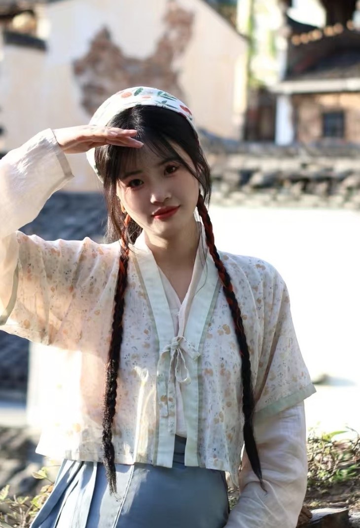 长腿女大学生美拍平日里看着文静没想到骚起来不要不要的约到商务旅馆输出各种姿势抽插无套内射 - 图片