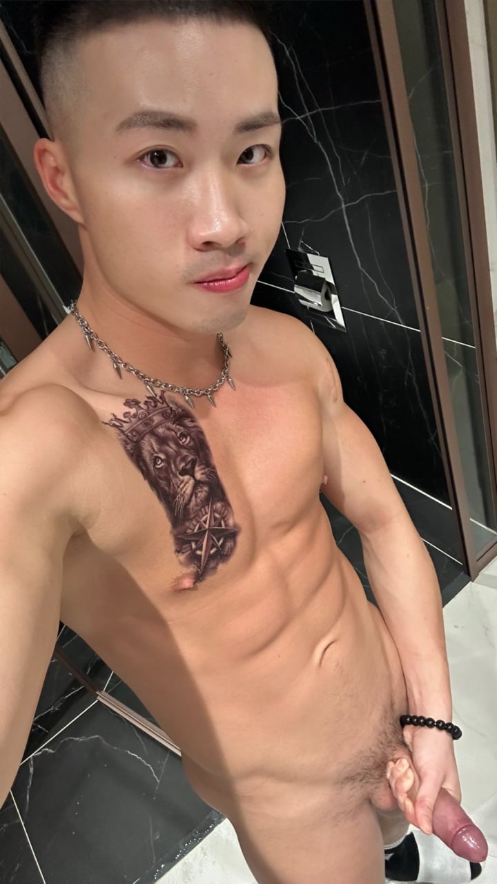 湖南卫视《我想和你唱》选手 王铭言 如今转型下海做 网黄 自拍gay片 男上加男！混这么惨？ - 图片