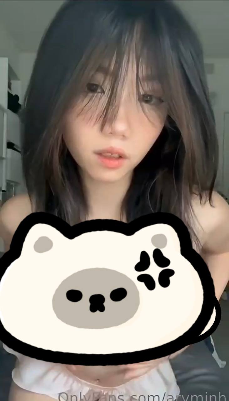 一名女大学生拥有超高颜值 迷人的长相吸引不少男生喜欢 - 图片