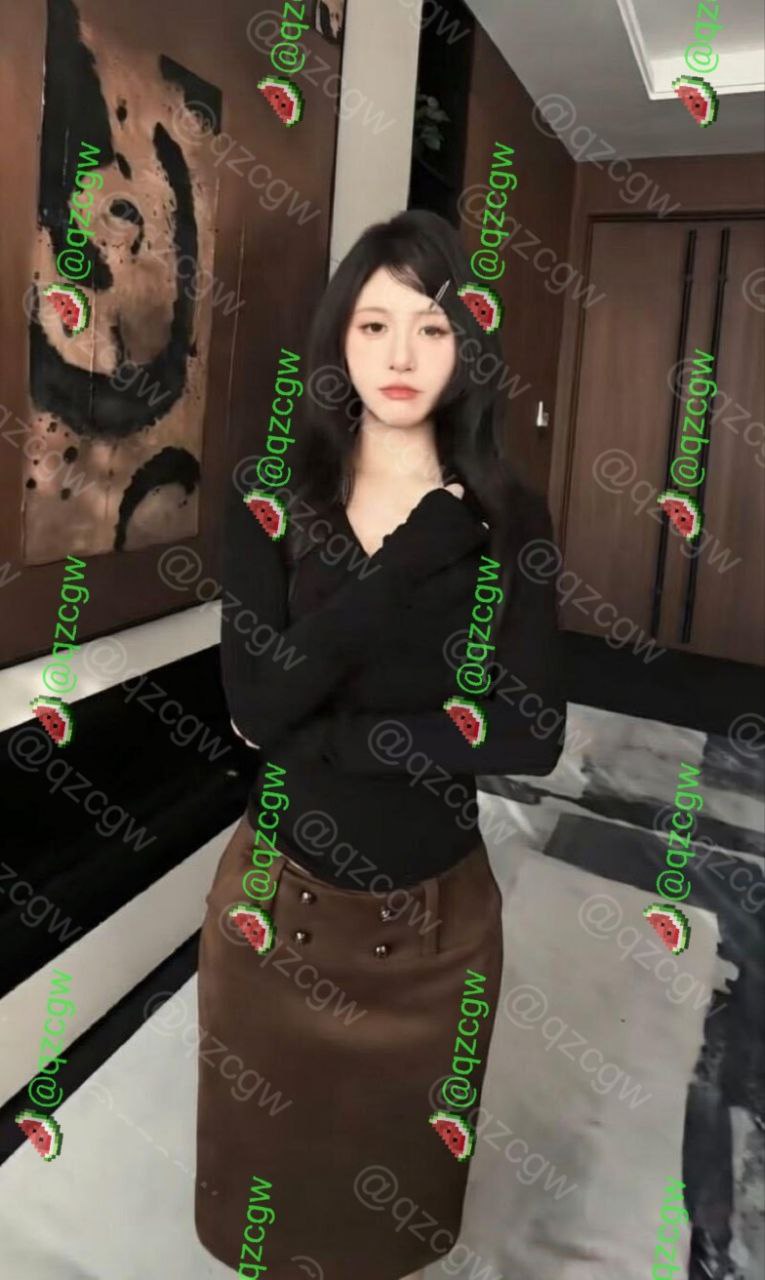 抖音千万网红 一栗小沙子 被确诊为淋巴癌 蓝衣战袍造型曾火遍大江南北 - 图片