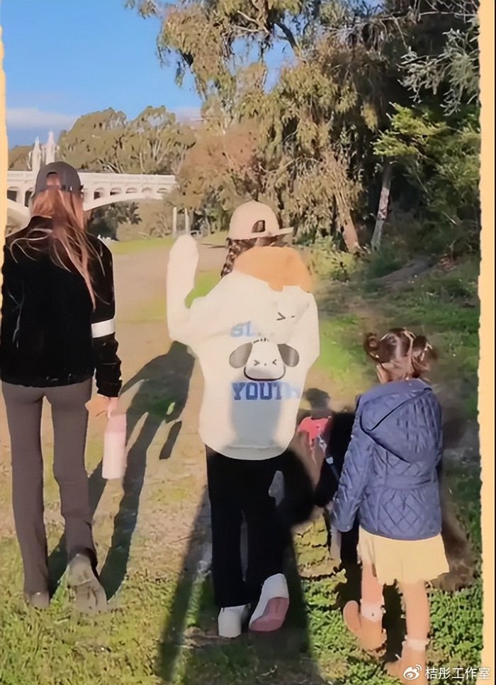 昆凌带孩子墨尔本出镜，公园健身，周杰伦有福了！