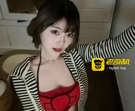 抽象女主播佩恩直播“卖惨”求酒求礼物：忆卷毛骗局+海外坐台被打往事，网友调侃“2k太少？正经人5k拒了”，身价抬高or又当又立？ - 图片