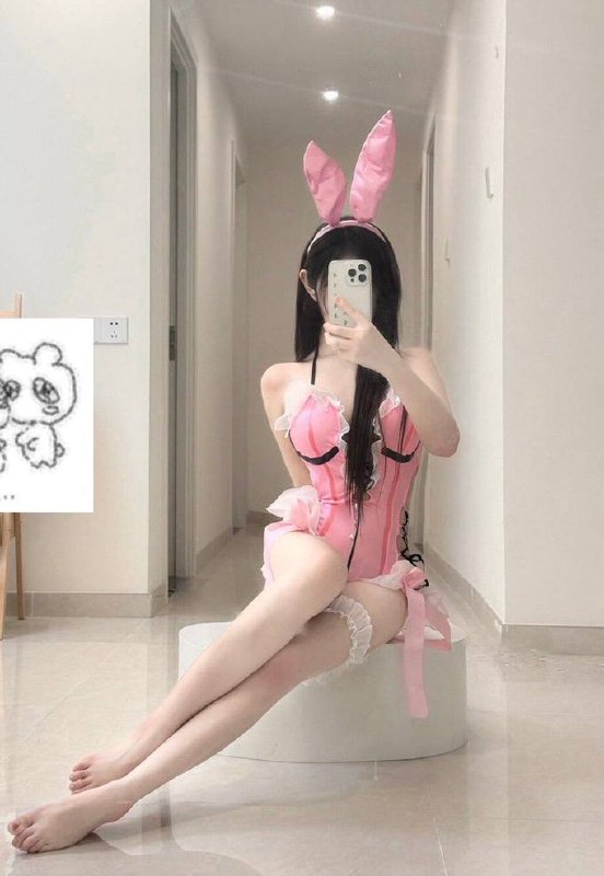 推特可爱胡桃大王少萝 uu cos 足控 榨精 小狗女友 白丝大长腿 性感胡桃粉色巨乳 身材比例真的非常棒 - 图片