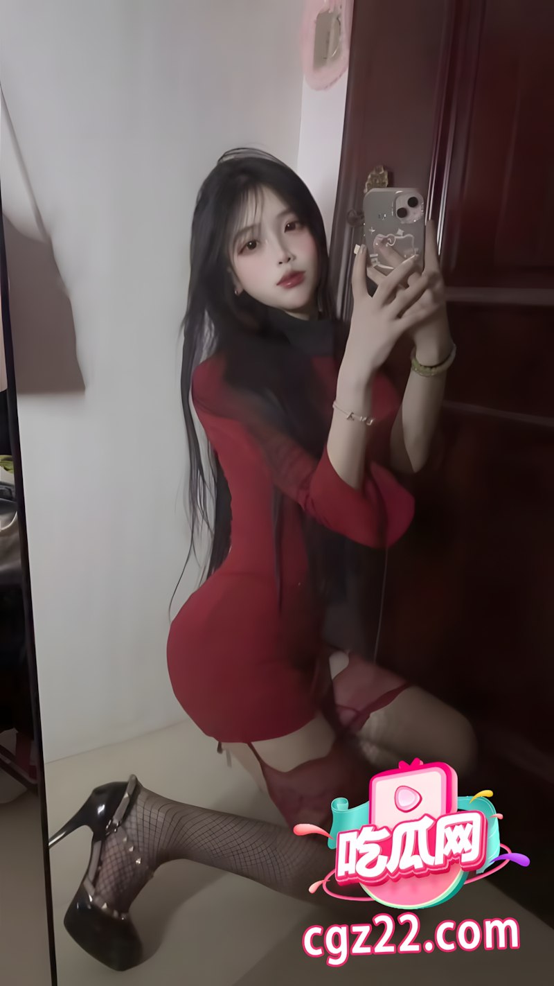 抖音网红 emo婷婷 被前男友偷拍视频发到网上 小三经历也被曝光 - 图片