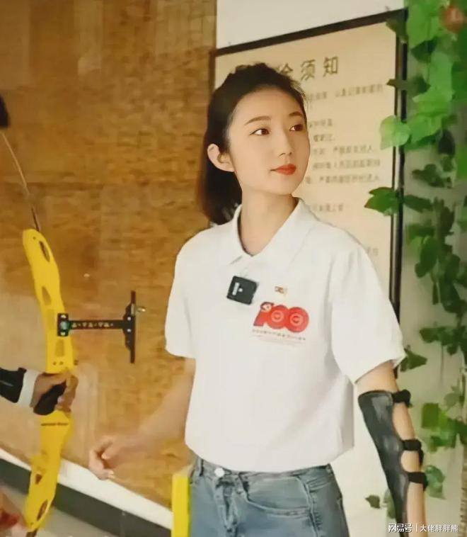#张津瑜 两年前的瓜至今依然热度不减当年 最美警花张津瑜