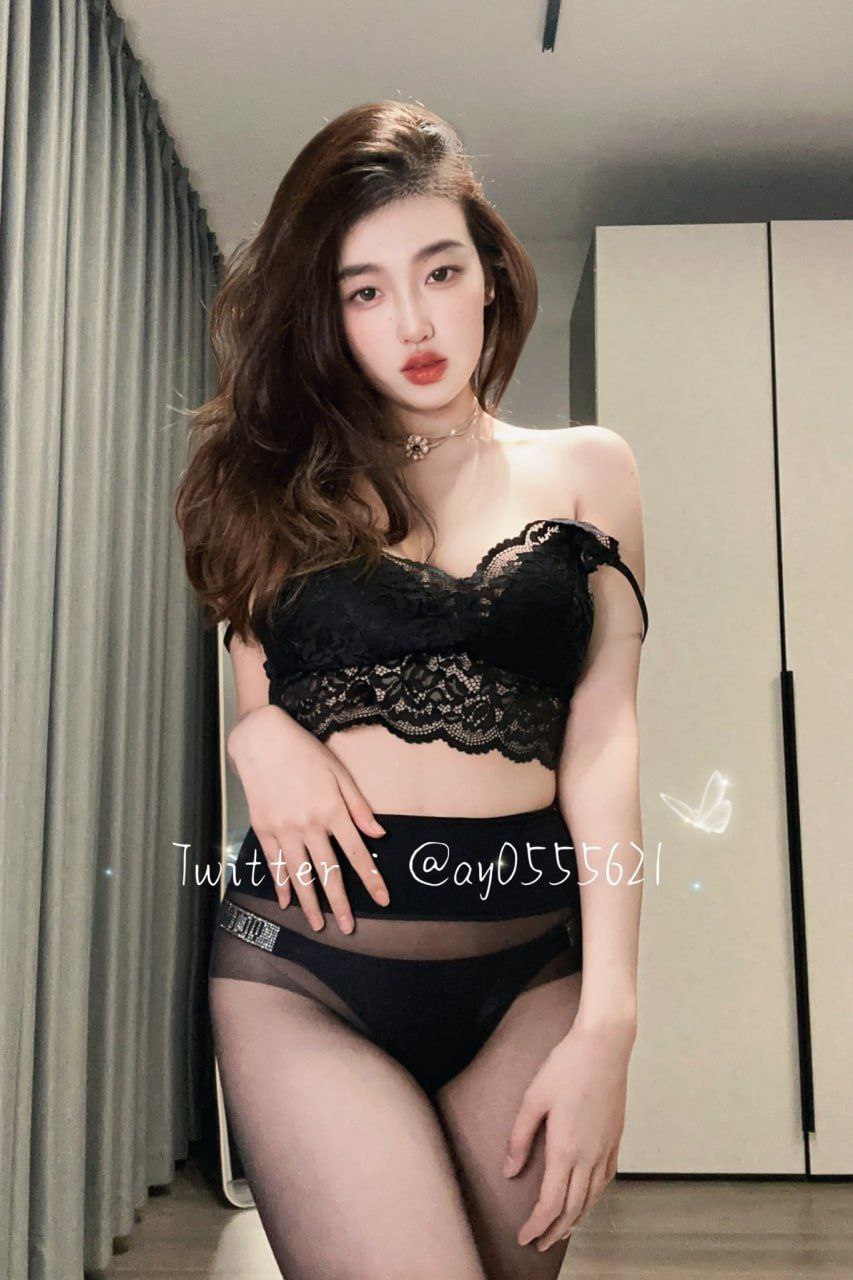 天津抖音网红Ay分手后泄密流出！反差御姐化身巨乳母狗，深喉口交调教合集 - 图片