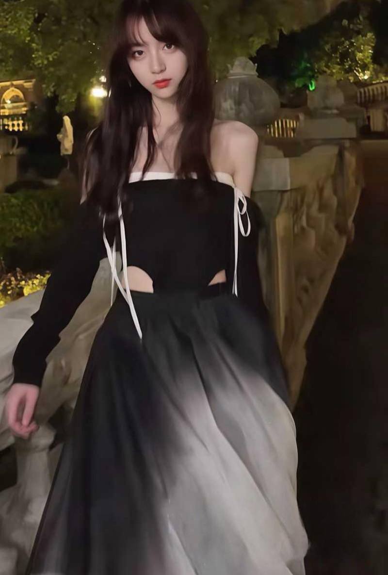 四百万粉甜妹藤原yuki被曝加微三千可约，昔日B站吃播少女人设当场崩盘！ - 图片