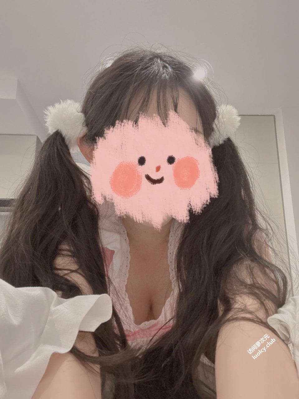 推特绿帽淫妻 三岁小宝宝 bb_xiaokeai 约单男小哥哥 双马尾小母狗又白又嫩 被怼在玻璃上站立后入被操的叫爸爸！ - 图片