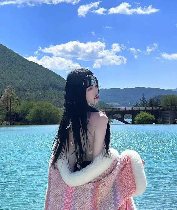 抖音网红小冰糖福利视频，媚黑婊体质，口舌诱惑十足