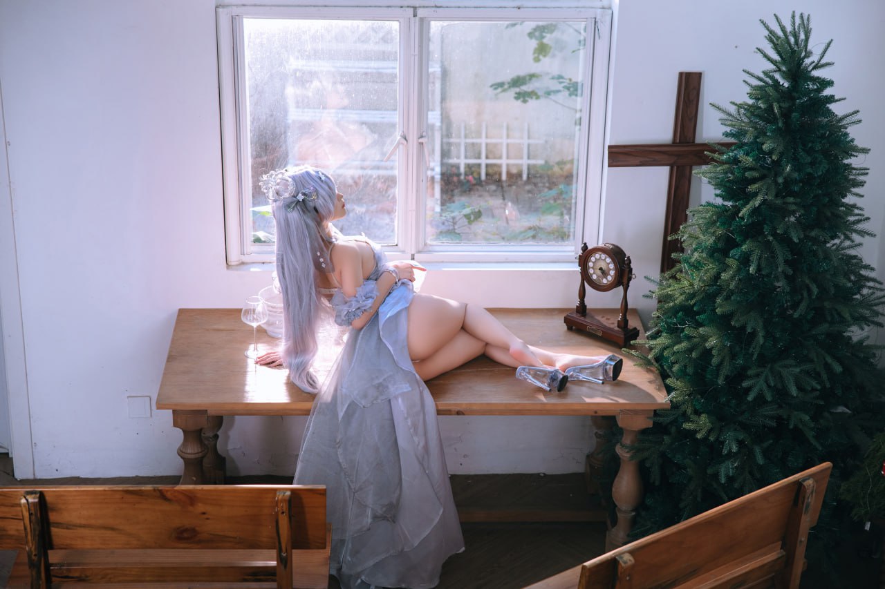 #日奈娇 #双马尾 #肥臀 #白虎  灰姑娘