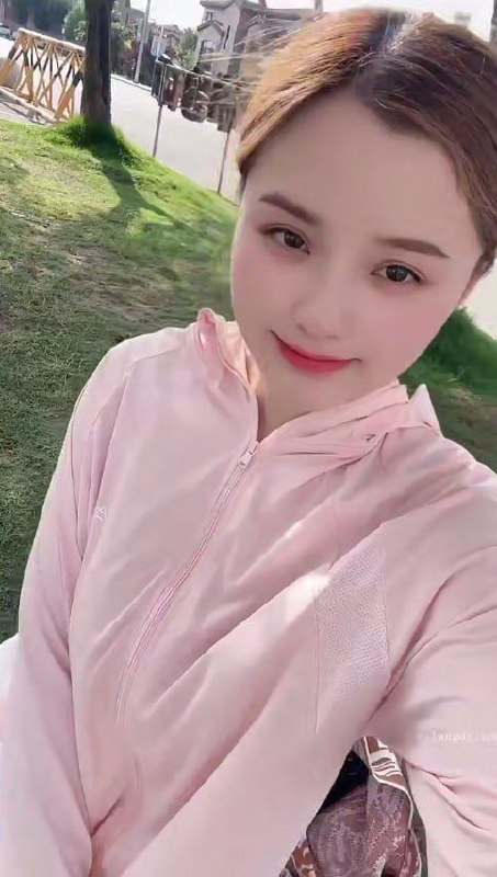 抖音巨乳宝妈 杨枝甘露  史上最大尺度 - 图片