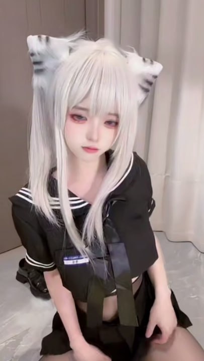 喵帕斯 抖音网红，高颜值反差少女，JK黑丝美臀擦边反差视频