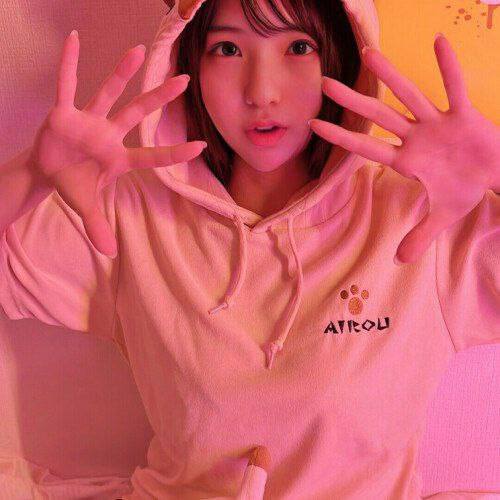 #011Asuka 日本极品巨乳高中生萝莉cos自慰，现在的女孩子发育真好，17岁就发育的如此完好