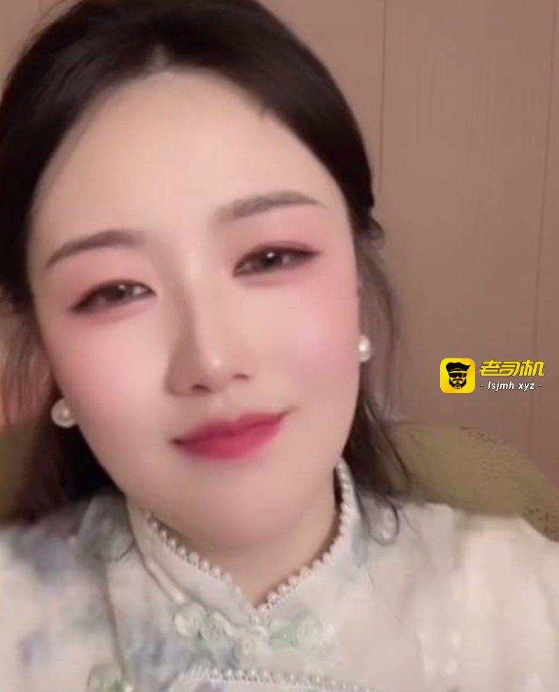 抖音直播擦边新赛道 东莞妹玩握力棒娇喘福利大放送 刷礼物就浪叫高潮 健身变ASMR撩人秀 - 图片