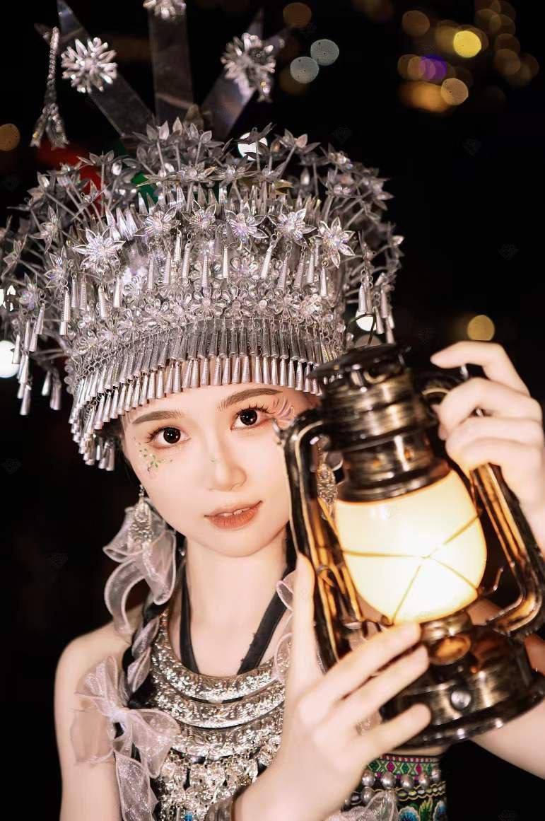苗族 少女 口交 少数民族 - 图片