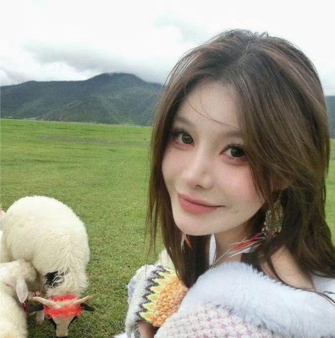 网红妍妍酱吸毒被抓 黑历史曝光 东南亚扶手起家 霸凌姐妹等