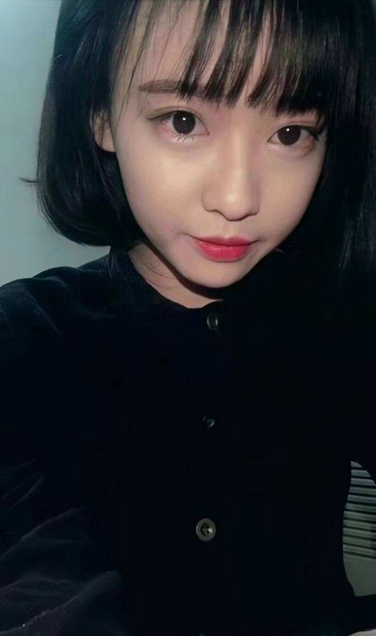 反差网红  小网红野外自慰